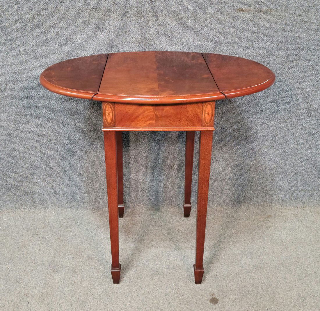 Hekman Drop Leaf Table: Open - 25"H, 26"W, 18"D | Closed - 25"H, 13.50"W, 18"D