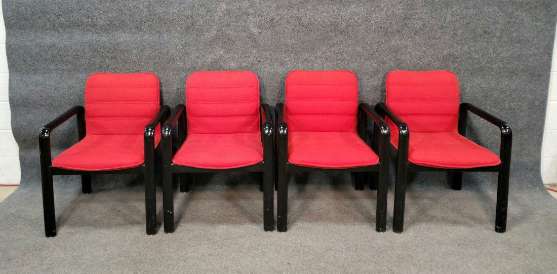 4 Mid Century Chairs In The Manner Of Knoll (1 of 5)