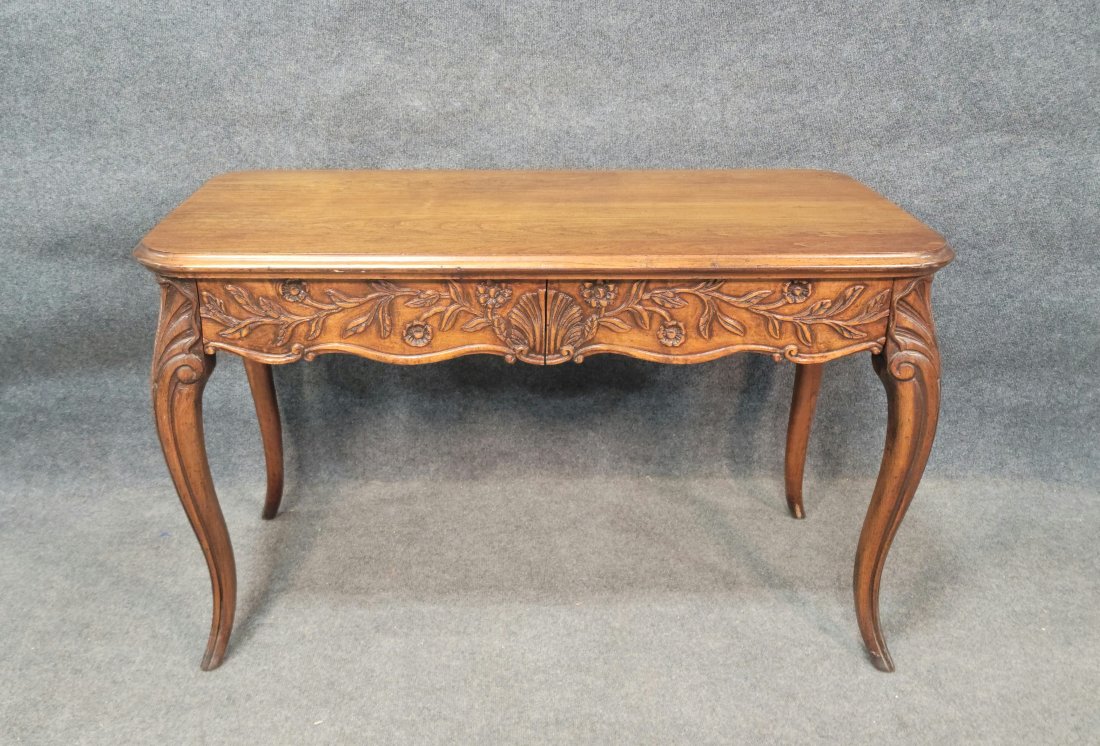 New York Custom Desk: 30"H, 48.50"W, 22"D