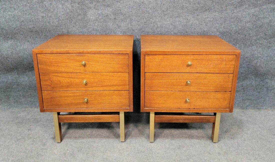 Pair Of American Of Martinsville Nightstands: 23.50"H, 20.50"W, 16"D