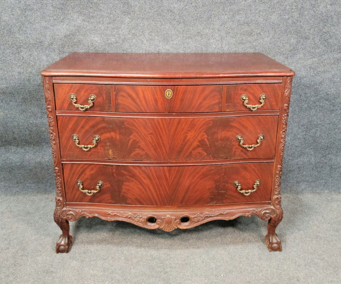 Georgian Style Crotch Mahogany Bachelors Chest (1 of 7)