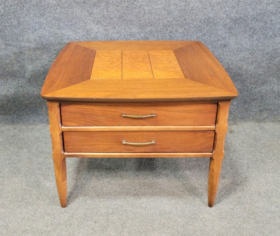 Lane Mid Century End Table (1 of 7)