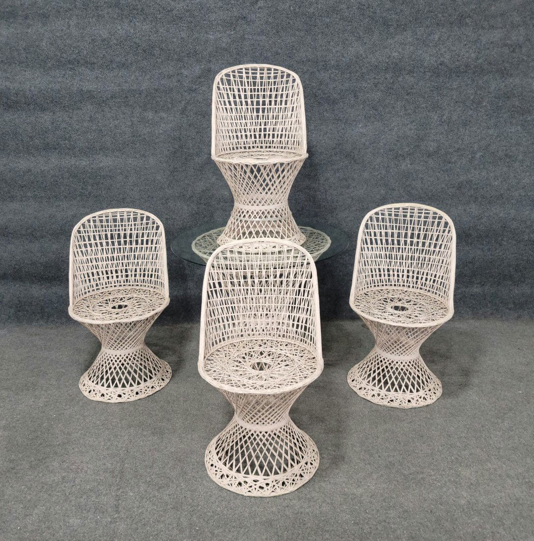 Woodard 5 Piece Patio Set (1 of 7)