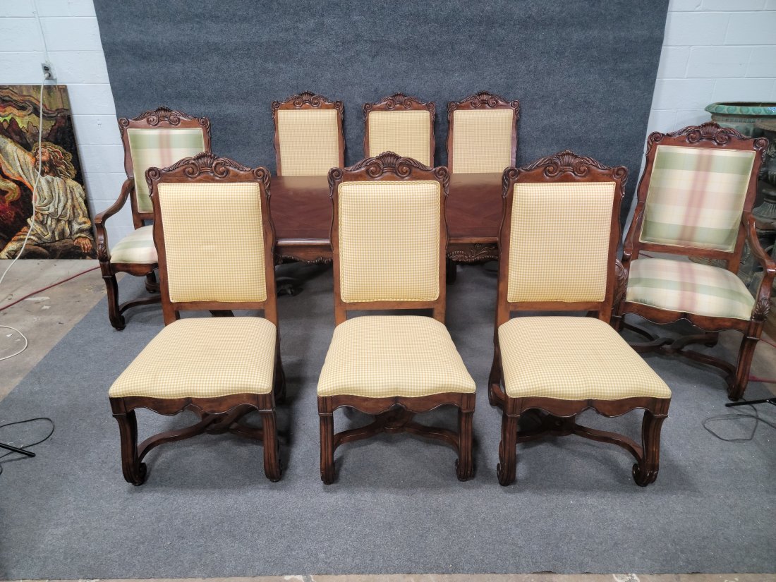 Hekman Dinning Room Set (1 of 8)