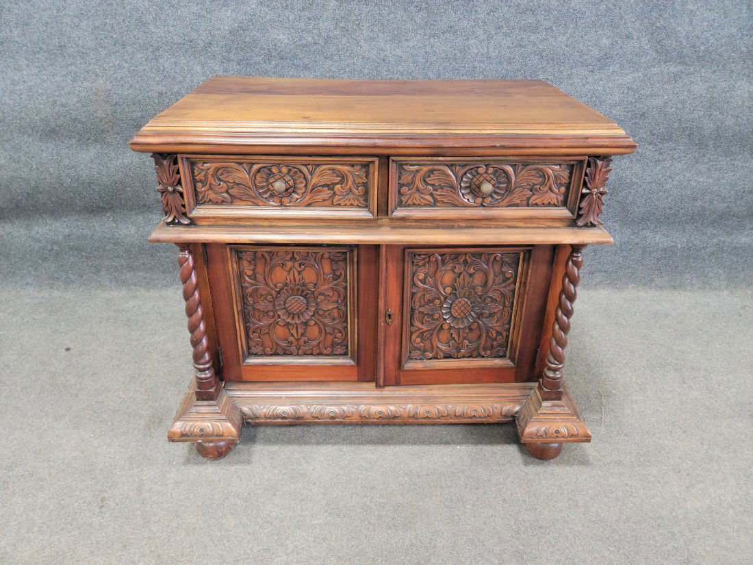 Carved Continental Server (1 of 6)