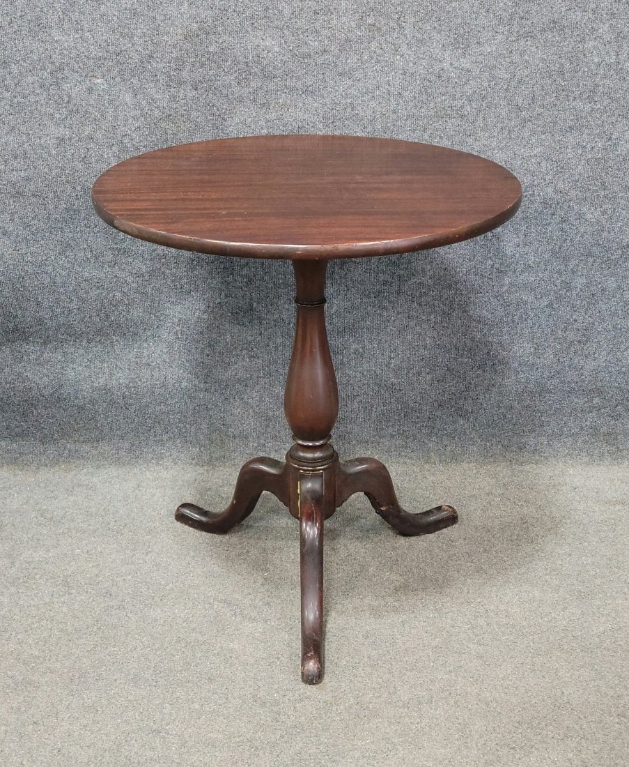 Antique Tilt Top Table: 28"H, 26"Diameter