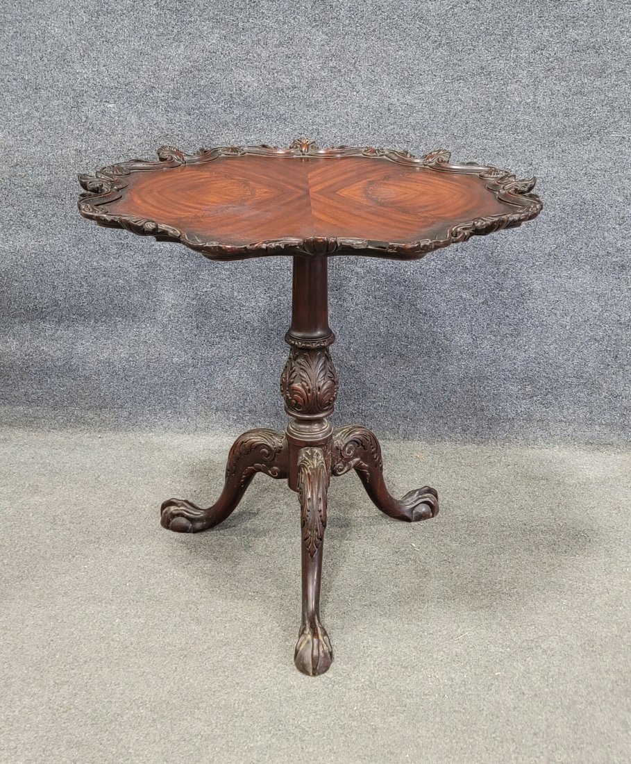 Carved Pie Crust Table: 30"H, 31.25"Diameter