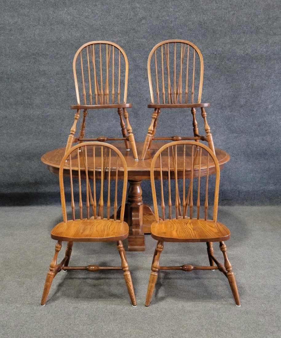 5 Piece Pennsylvania House Oak Dining Set: Table - 30"H, 46"W, 46"D, Leaf - 18"W | Chairs - 37.50"H, 23.50"W, 21"D, 17.50"SH