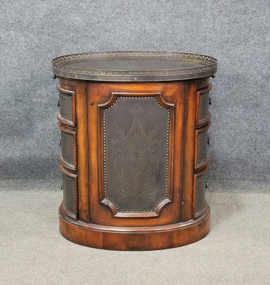 Theodore Alexander End Table (1 of 4)