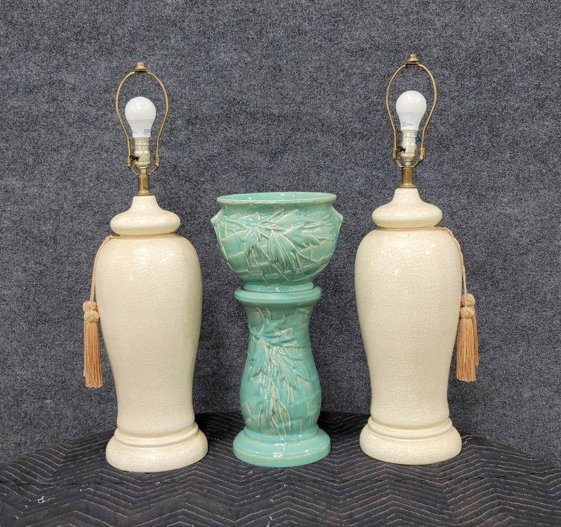 Jardenire And Pair Of Lamps: ---