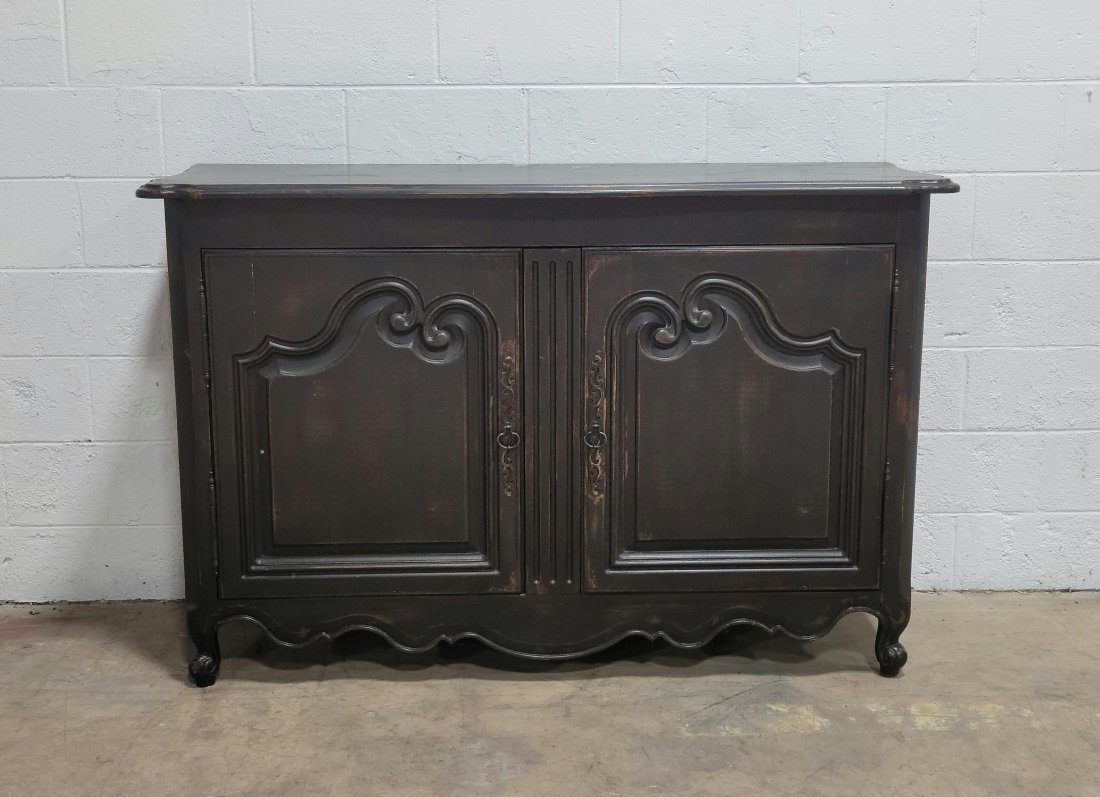 Habersham Sideboard: 41"H, 63"W, 22"D