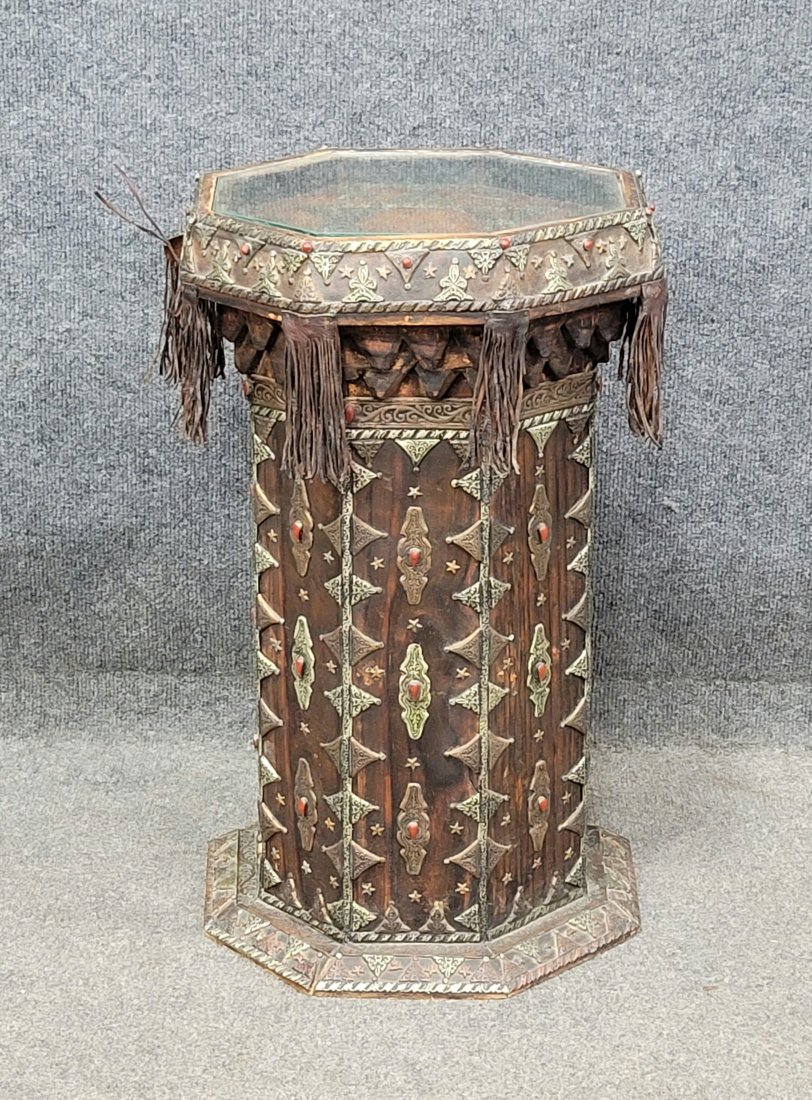 Antique Gothic Pedestal: 22"H, 13"Diameter