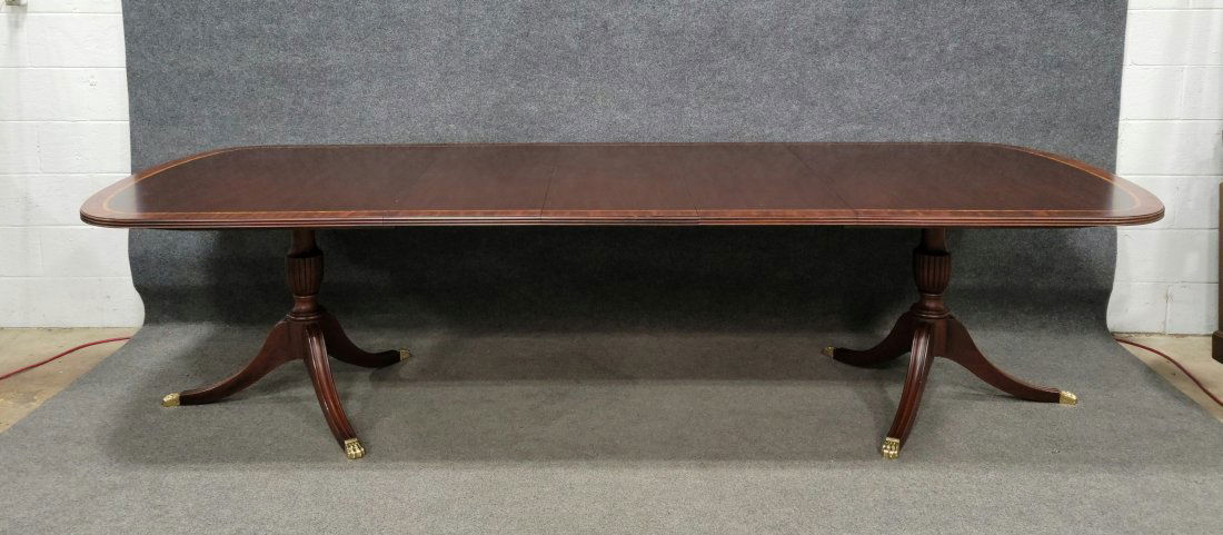 Henkel Harris Dining Table With 3 Table Leaves (1 of 6)