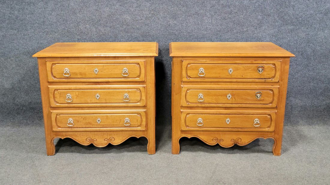 Pair Of Ethan Allen Chests (1 of 7)