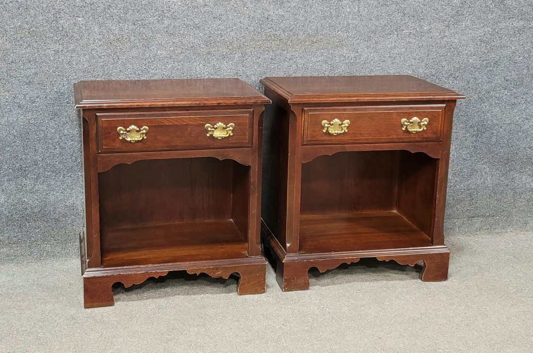 Pair Of Cherry Pennsylvania House Nightstands (1 of 5)