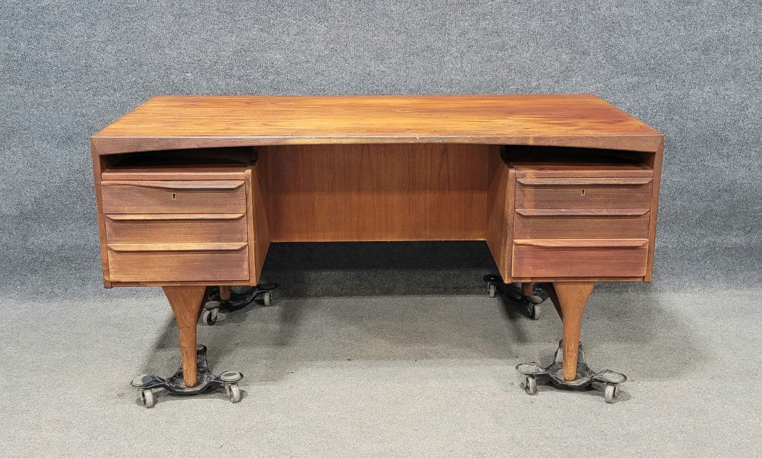 Kagan Style Mid Century Teak Desk (1 of 7)