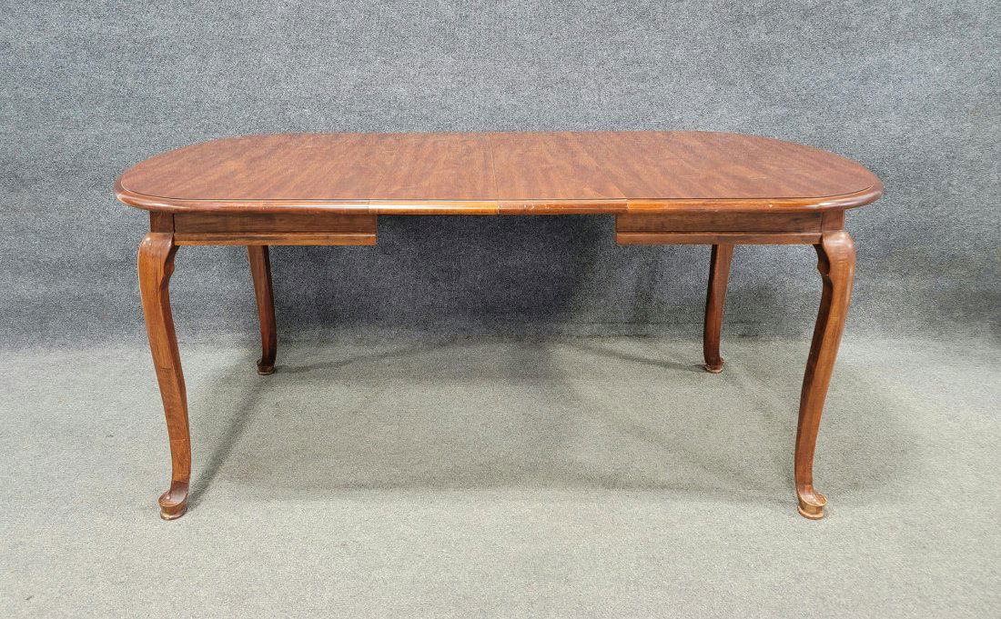 Cherry Dining Room Table With Two Table Leaves (1 of 4)
