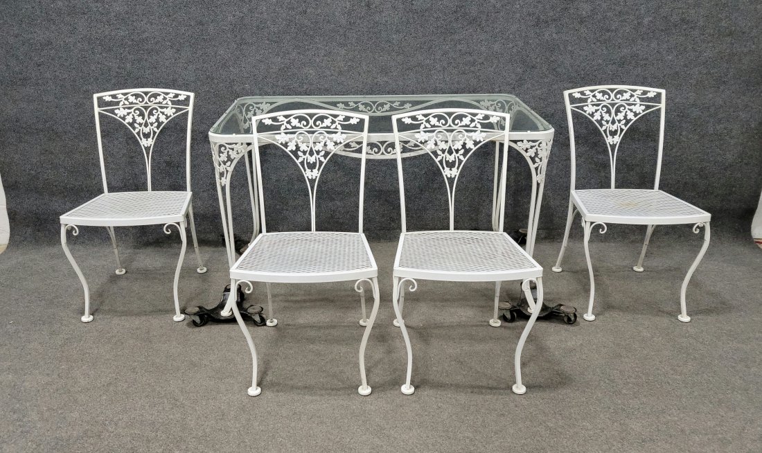 5 Piece Woodard Outdoor Set (1 of 4)