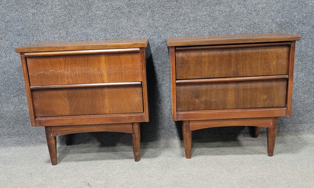 Pair Of Mid Century Nightstands: 22h, 22w, 15d