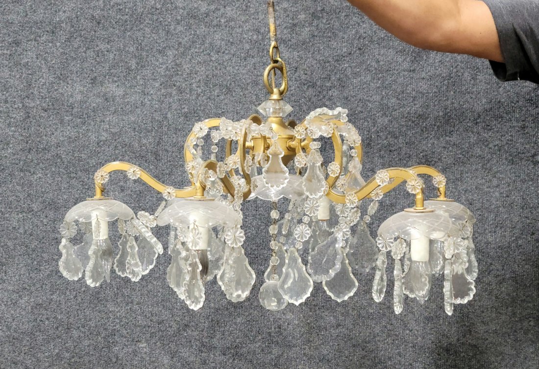Chandelier: 12"H, 24"Diameter