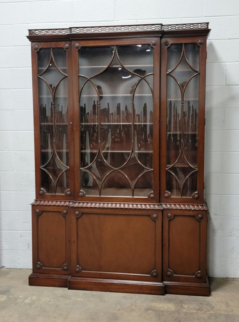 C.W Kittinger Breakfront (1 of 3)