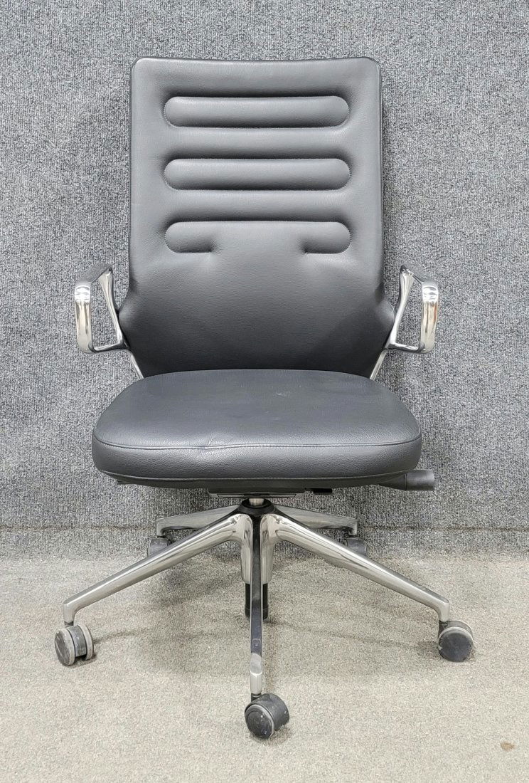 Vitra Leather Office Chair (1 of 7)