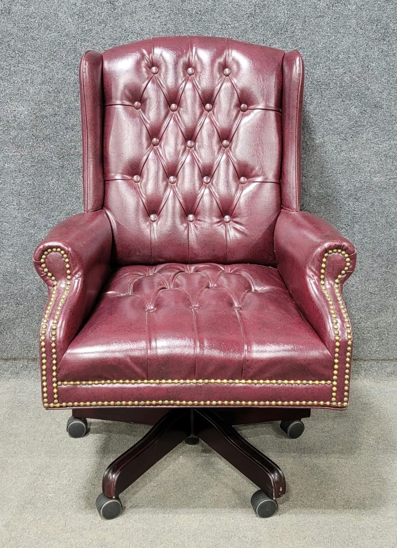 Leather Chesterfield Office Chair: 42"H, 29"W, 31.50"D, 18.50"SH