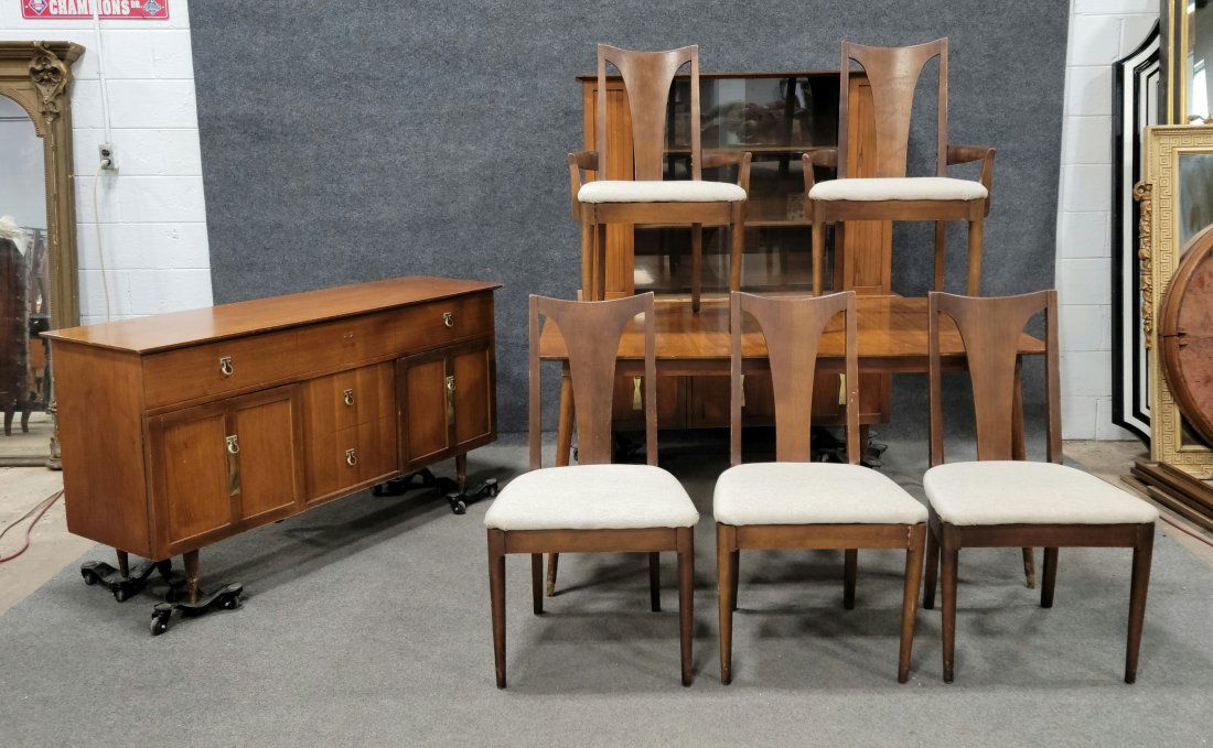 8 Piece Mid Century Dining Room Set (1 of 6)