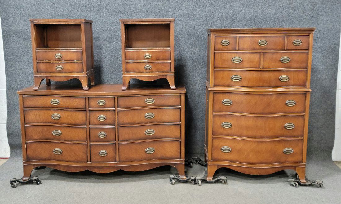 Drexel 4 Piece Mahongany Bedroom Set (1 of 3)