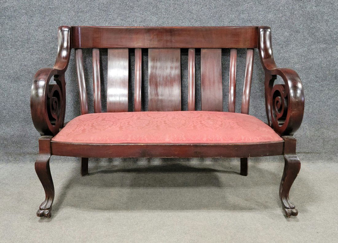 Karpen Style Settee (1 of 5)