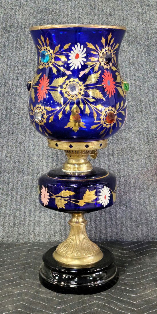 Antique Oil Lamp (1 of 2)