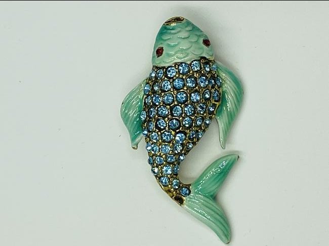 Vintage Kramer Green Fish Brooch (1 of 4)