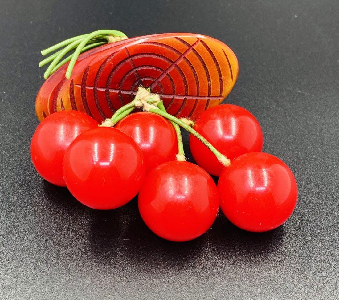 Bakelite Log with Red Cherries Brooch (1 of 4)
