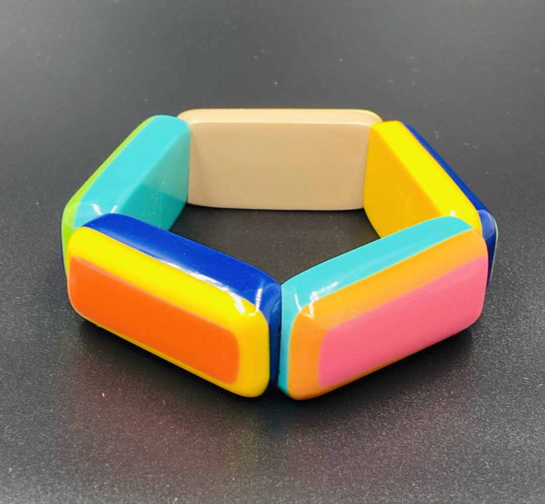 Marion Godart Bracelet: French Costume Jewelry. Jewelry brand Marion Godart is known by bijou enthusiasts who appreciate playfulness and colours. The gifted creators of this fascinating jewelry universe are French siblings M
