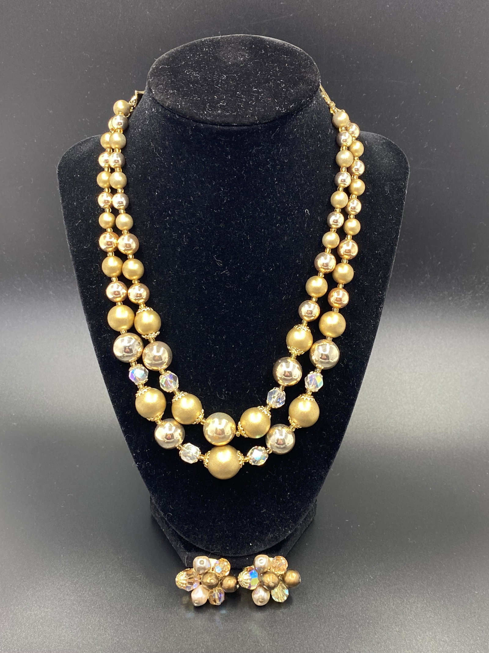 VENDOME Necklace & Earrings: For exact dimensions please refer to the attached dimensions sheet.