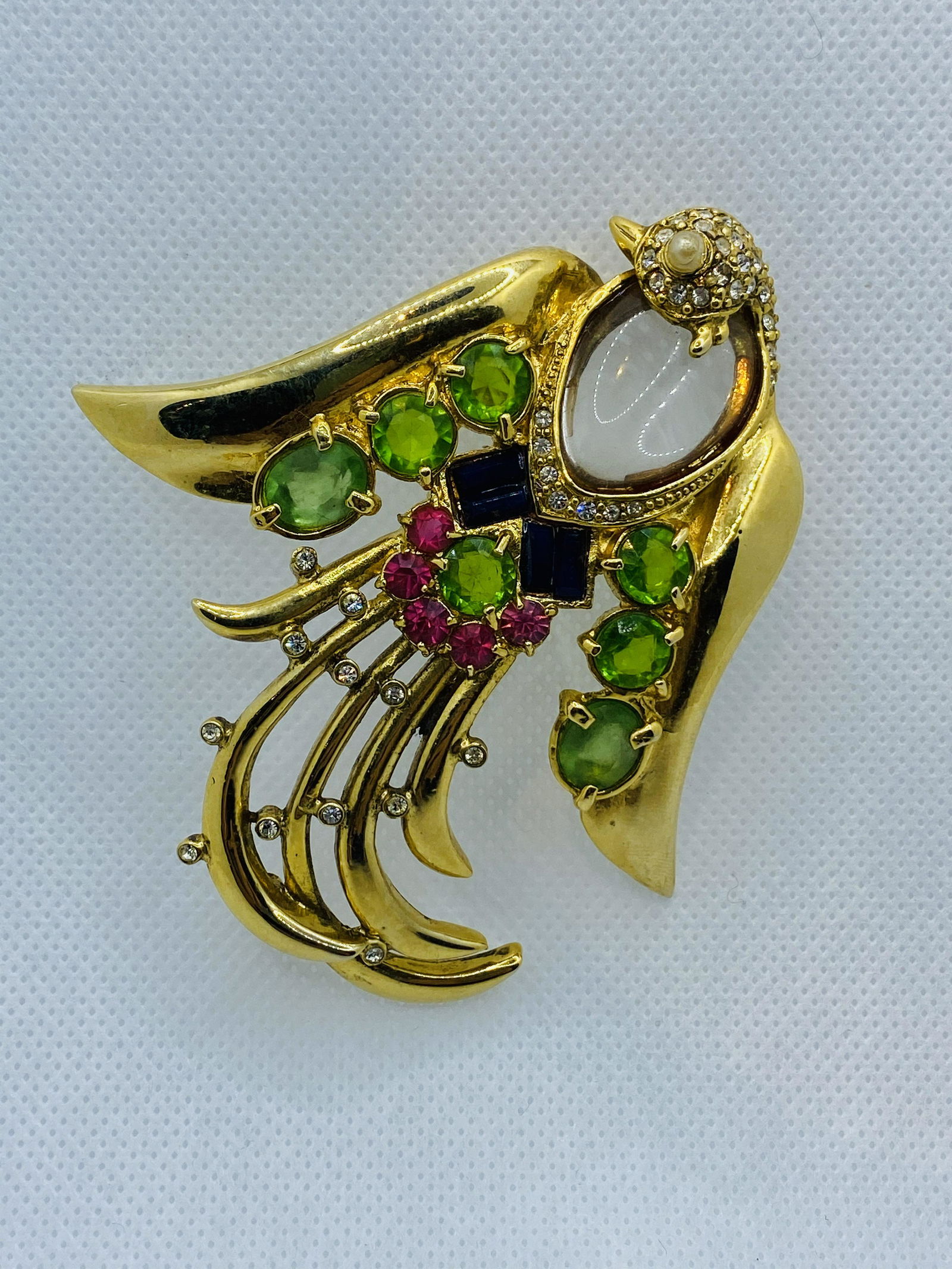 Vintage Crown Trifari HIGH QUALITY BROOCH BIRD (1 of 14)