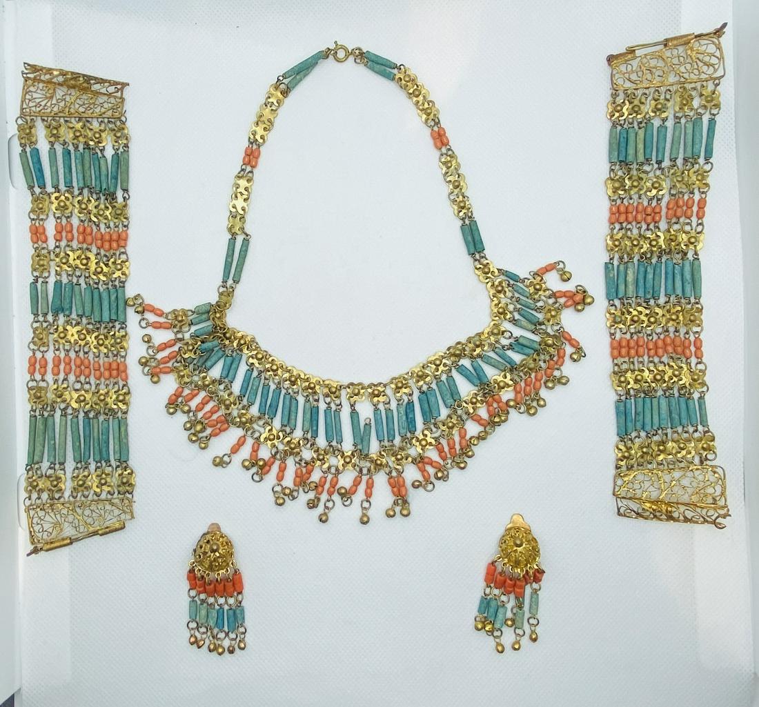 Vintage Egyptian Style Costume Jewelry Set (1 of 19)