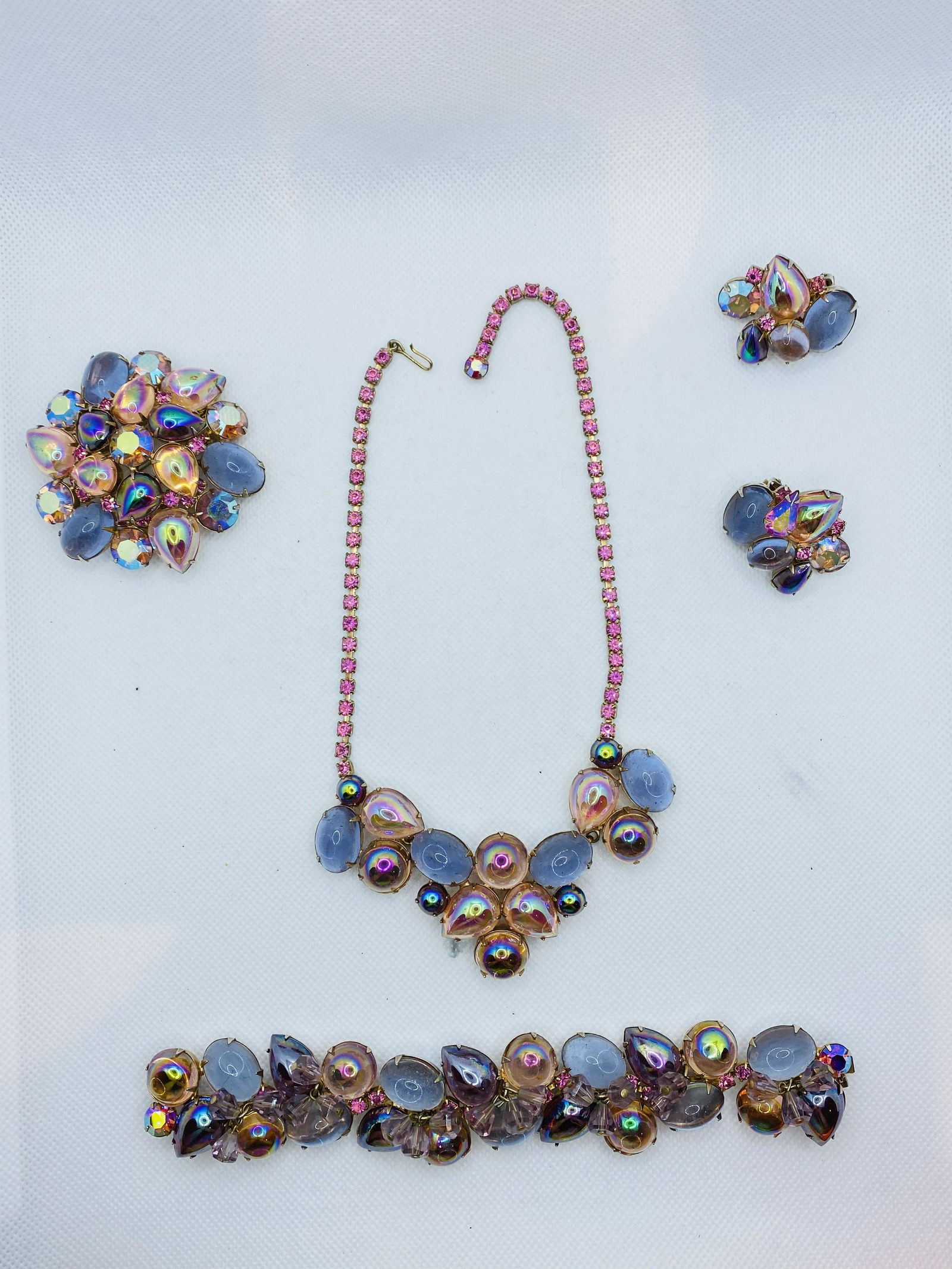 Vintage HIGH QUALITY Jelly Belly Costume Jewelry Set (1 of 20)