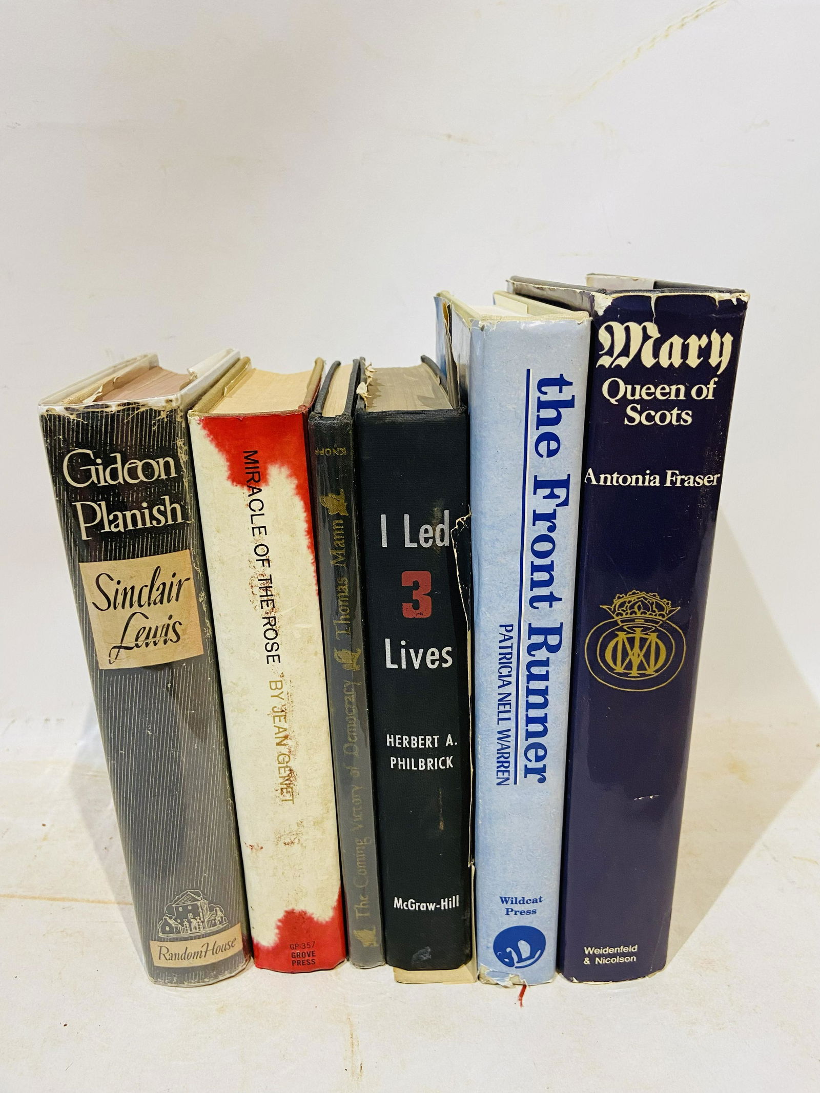 Lot of Vintage Books Mary Queen of Scots (1 of 20)