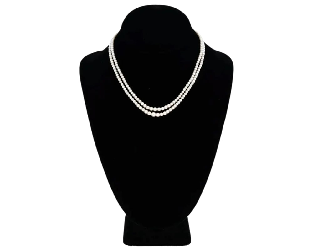 Double Strand Pearl Necklace With Certificate Auction