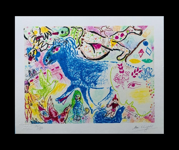 Marc Chagall - Clown and Blue Horse: Marc Chagall "Clown and Blue Horse" Chromolithograph after an original work. Dry stamp. Signed on the plate lower right, numbered lower to the left.Excellent conditions. Shipped with care in solid tub
