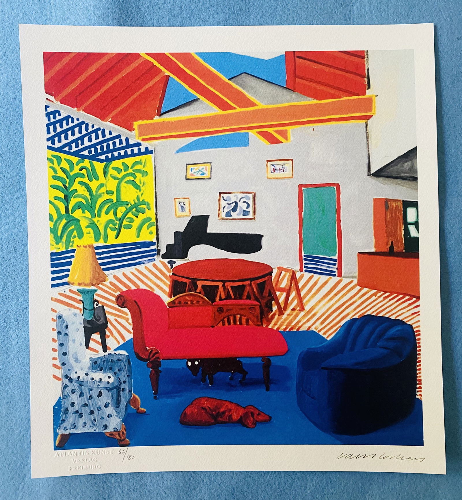 David Hockney - Interior in Montcalm: David Hockney "Interior in Montcalm" Chromolitograph after an original work. Print-signed lower right, numbered lower left.Excellent conditions. Shipped with care in solid tube, fast shipping in 3-4 d