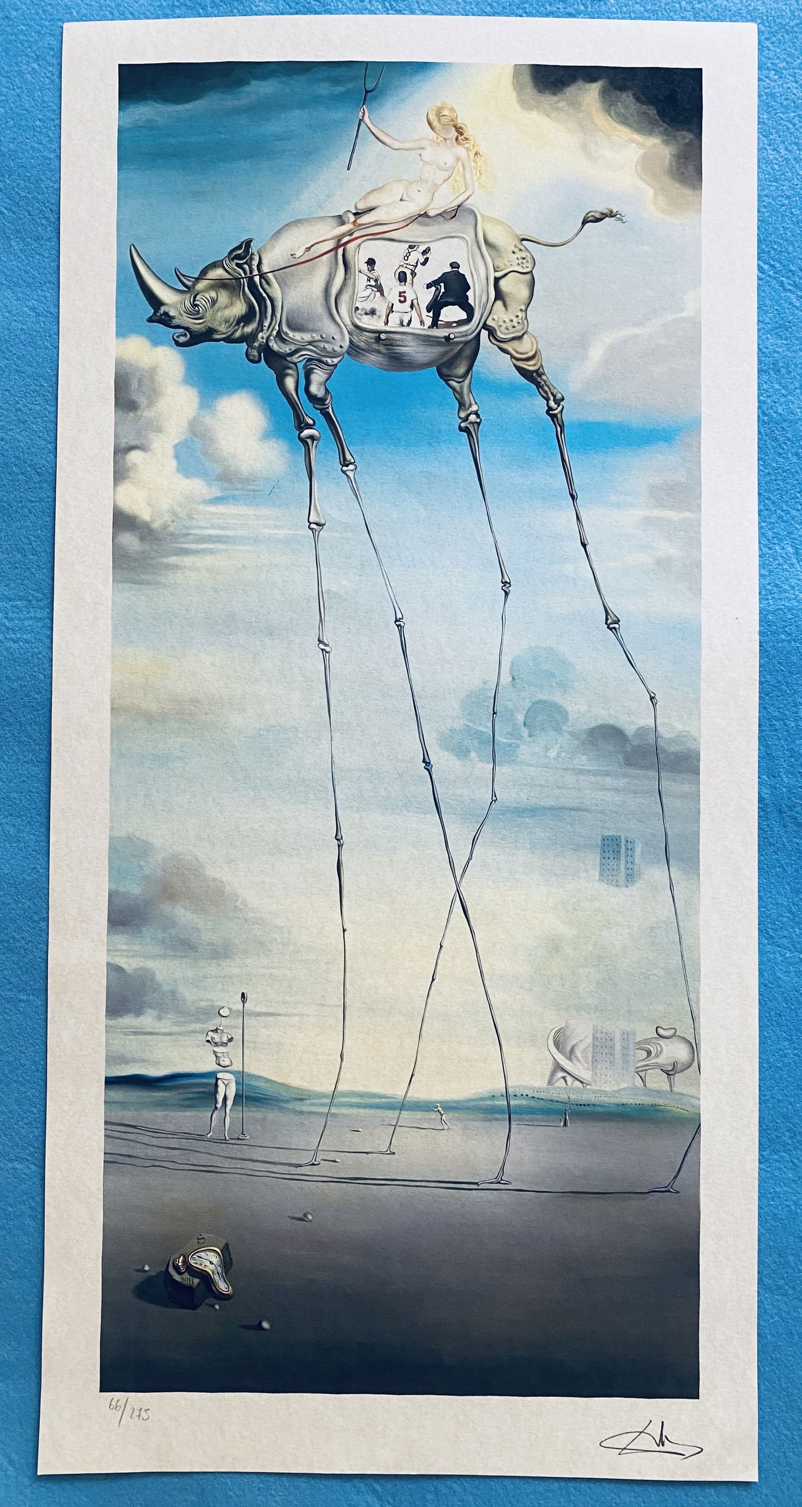 Salvador Dali - Celestial Rhino: Salvador Dali "Celestial Rhino" Chromolitograph after an original work. Print-signed lower right. Numbered lower left. Excellent conditions. Shipped with care in solid tube, fast shipping in 3-4 days