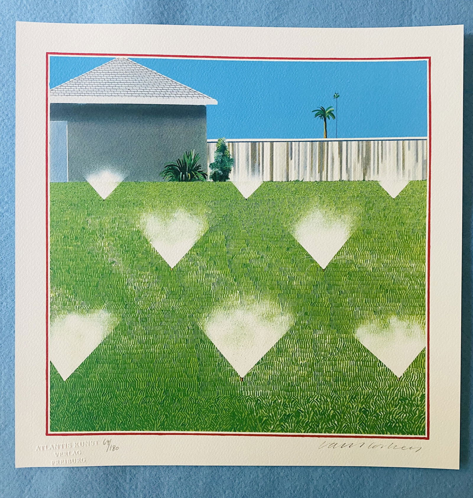David Hockney - Water Sprinklers: David Hockney "Water Sprinklers" Chromolitograph after an original work. Print-signed lower right. Numbered lower left. Excellent conditions. Shipped with care in solid tube, fast shipping in 3-4