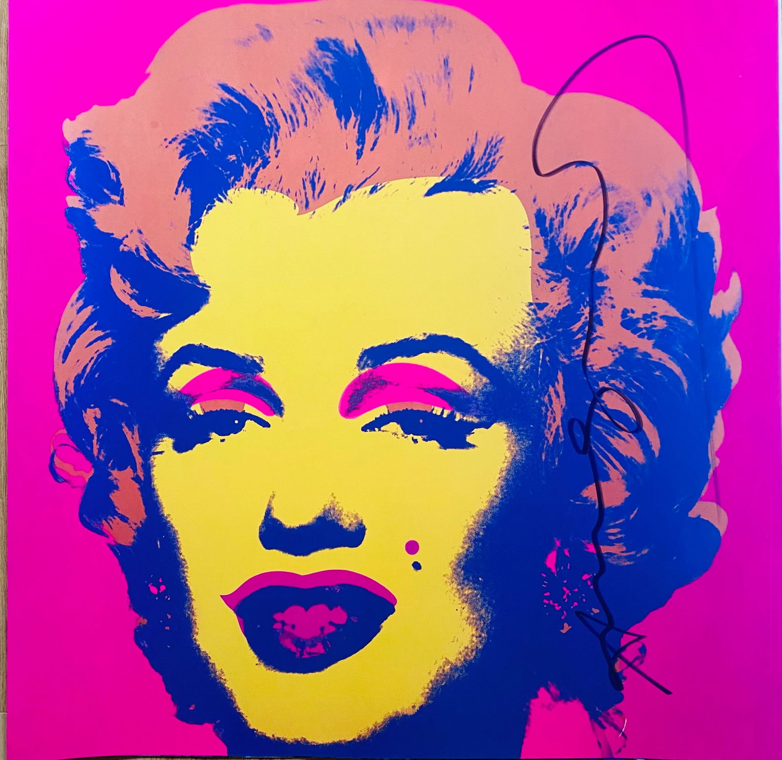 Andy Warhol - Marilyn Monroe: Andy Warhol "Marilyn Monroe" beautiful original HAND SIGNED poster on Lenox Paper attributed to the american pop art master Andy Warhol. Hand signed. Certificate of Edition with the stamp of the