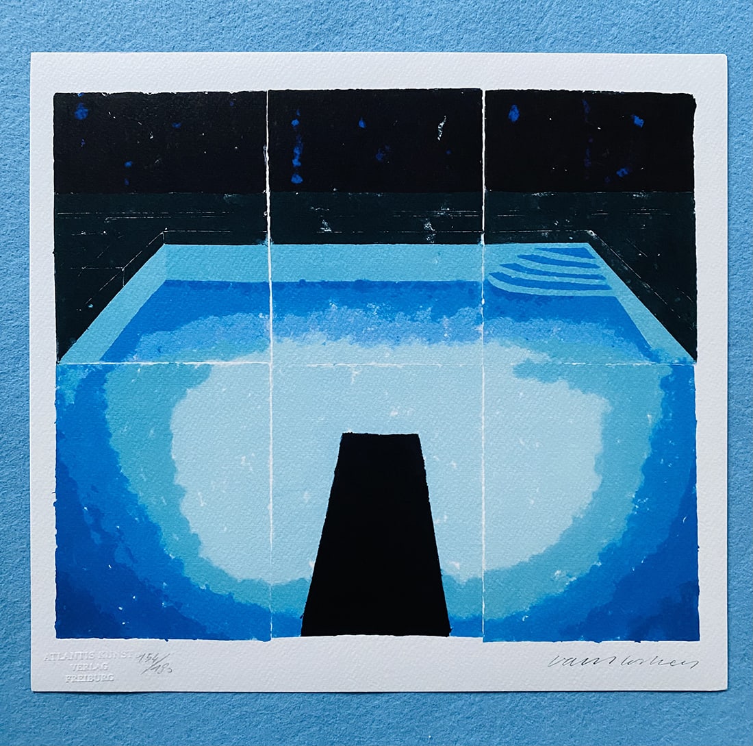David Hockney - Pool at Midnight: David Hockney "Pool at Midnight" Chromolitograph after an original work. Print-signed lower right. Numbered lower left. Excellent conditions. Shipped with care in solid tube, fast shipping in 3-4 days