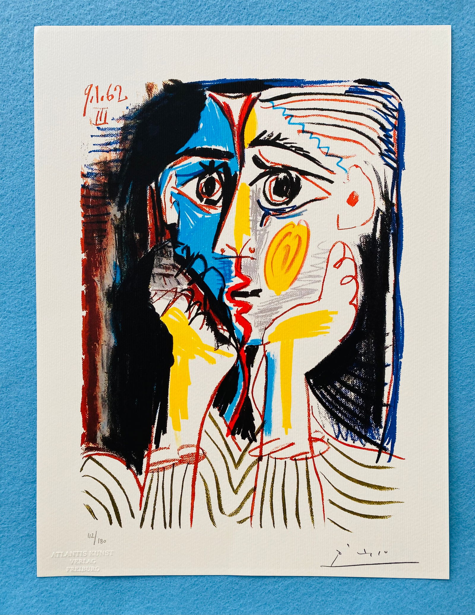 Pablo Picasso - The Kiss: Pablo Picasso "The Kiss" Chromolitograph after an original work. Print-signed lower right. Numbered lower left. Excellent conditions. Shipped with care in solid tube, fast shipping in 3-4 days all