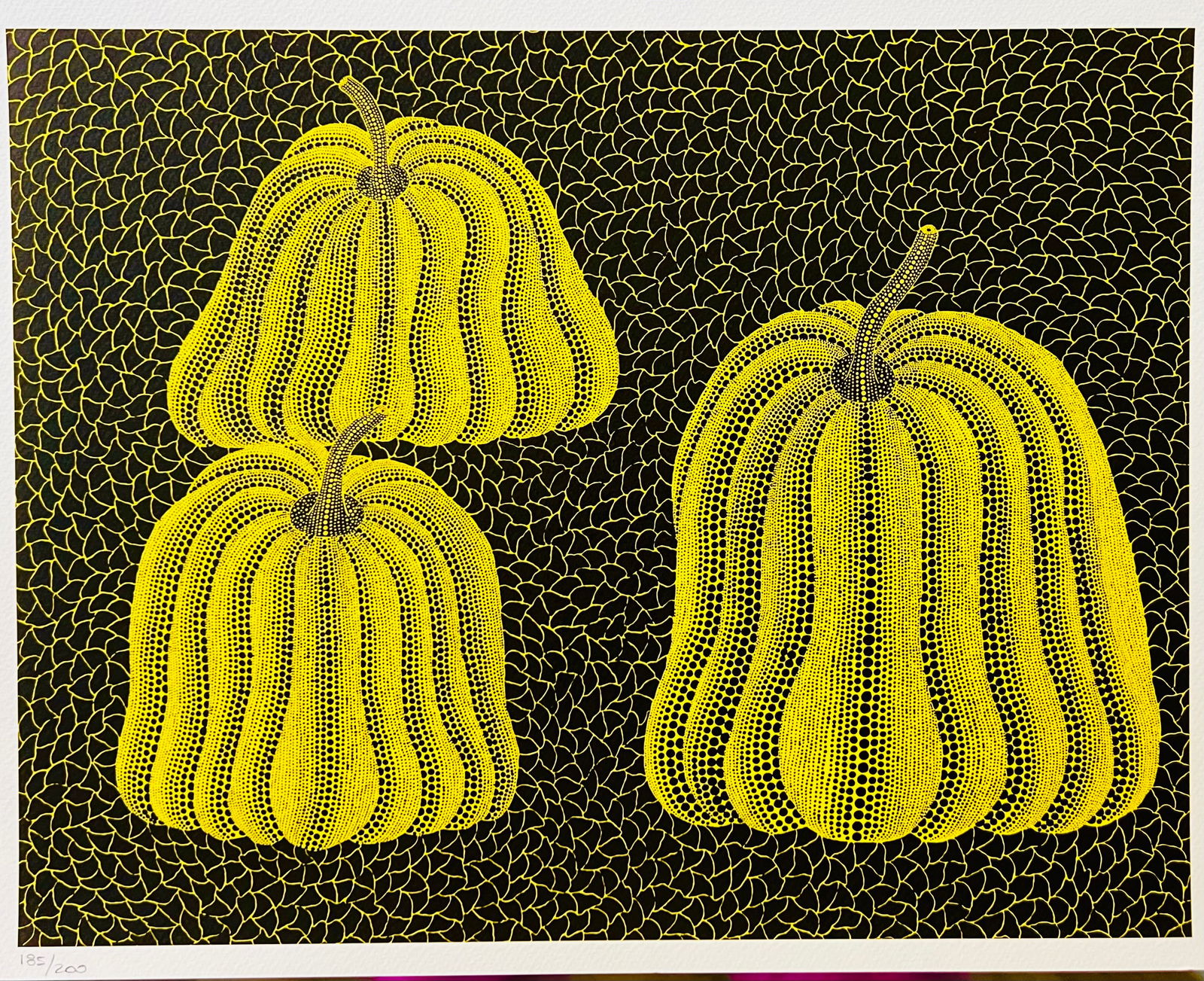 Yayoi Kusama - Three Pumpkins: Yayoi Kusama "Three Pumpkins" Chromolitograph after an original work. Numbered lower left. Excellent conditions. Shipped with care in solid tube, fast shipping in 3-4 days all over the world, 1-2