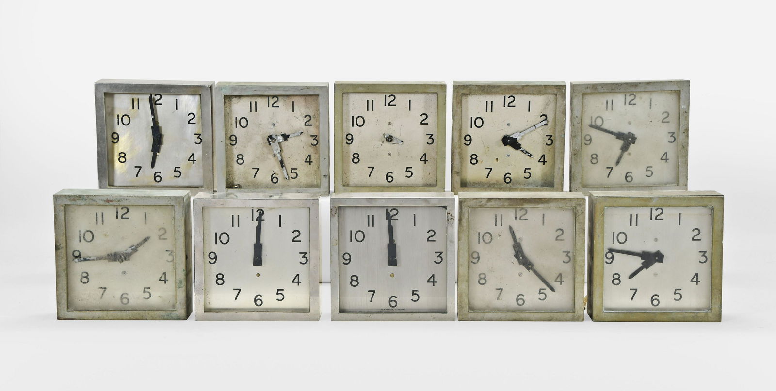 Ten Art Deco Slave Clocks with Mercer Movements (1 of 4)