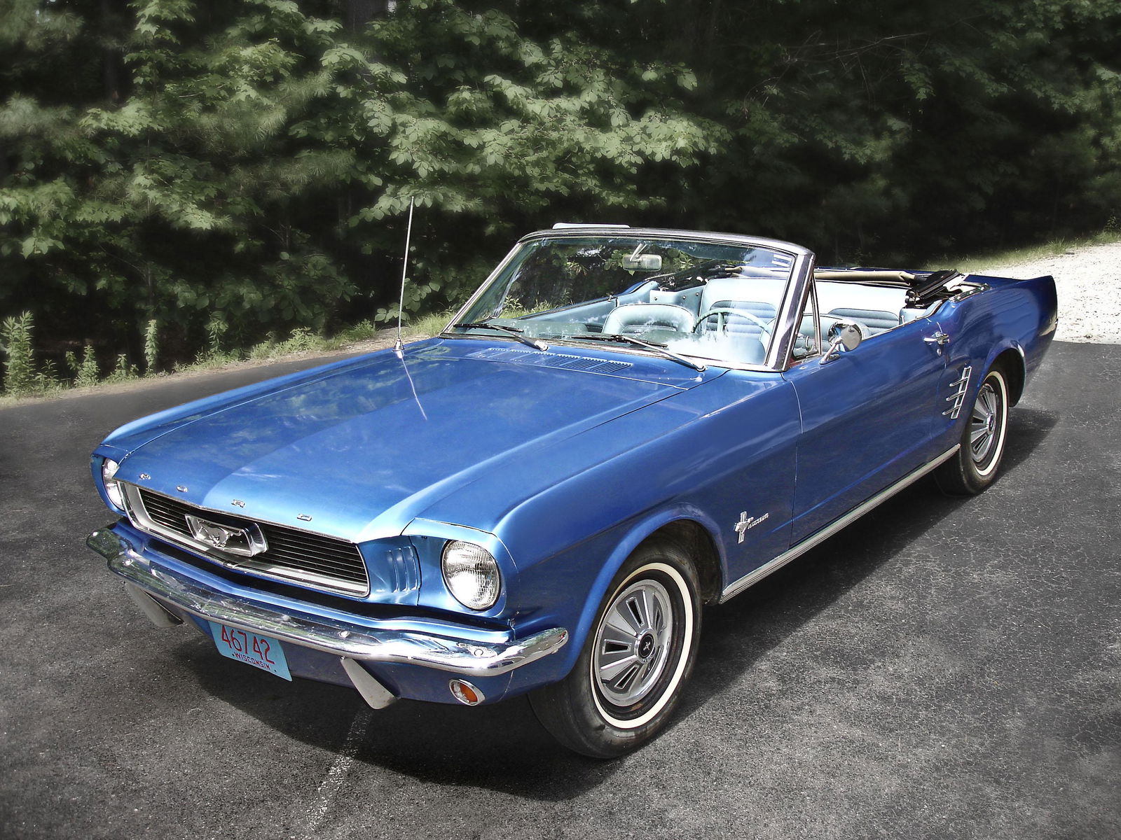 1966 Ford Mustang Convertible (1 of 16)